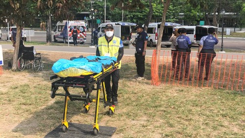 3 IMG_3859[搬送の様子]4